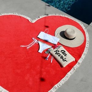 Bando All around giant heart towel- Sweetheart